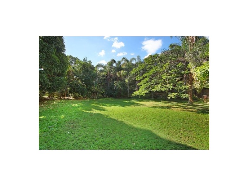 104 Leicester Street, Coorparoo QLD 4151