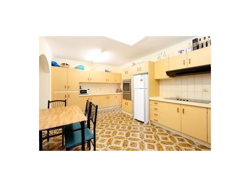 104 Leicester Street, Coorparoo QLD 4151