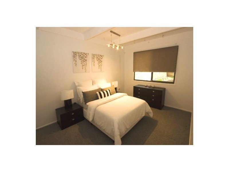 23  Flynn St, Holland Park West QLD 4121