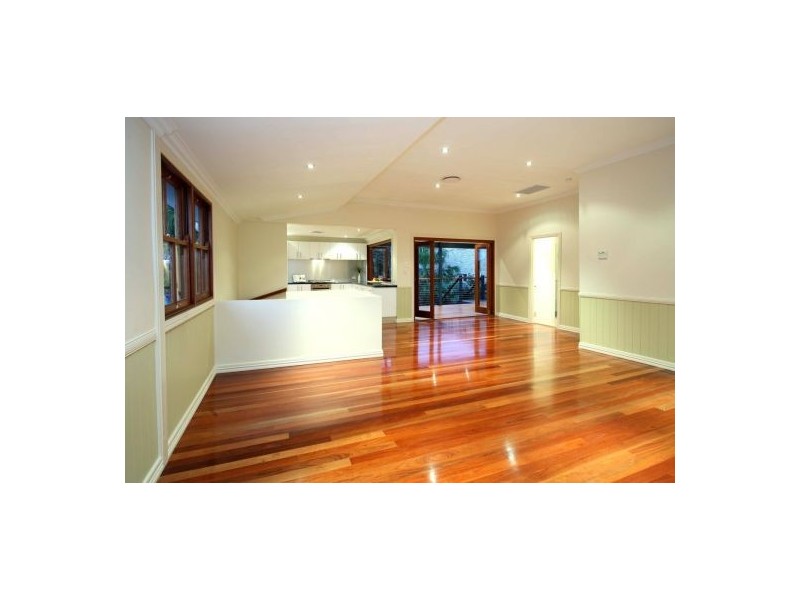 18.. Drummond, Greenslopes QLD 4120