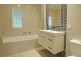 27 Iris St, Holland Park West QLD 4121