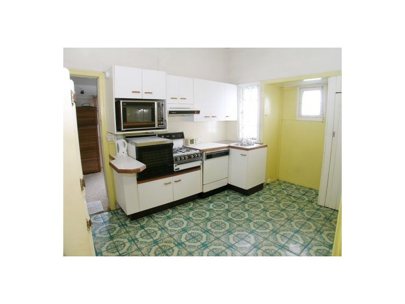 40. Lockyer Street, Camp Hill QLD 4152