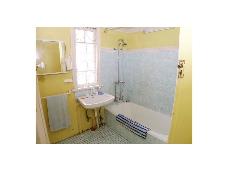 40. Lockyer Street, Camp Hill QLD 4152