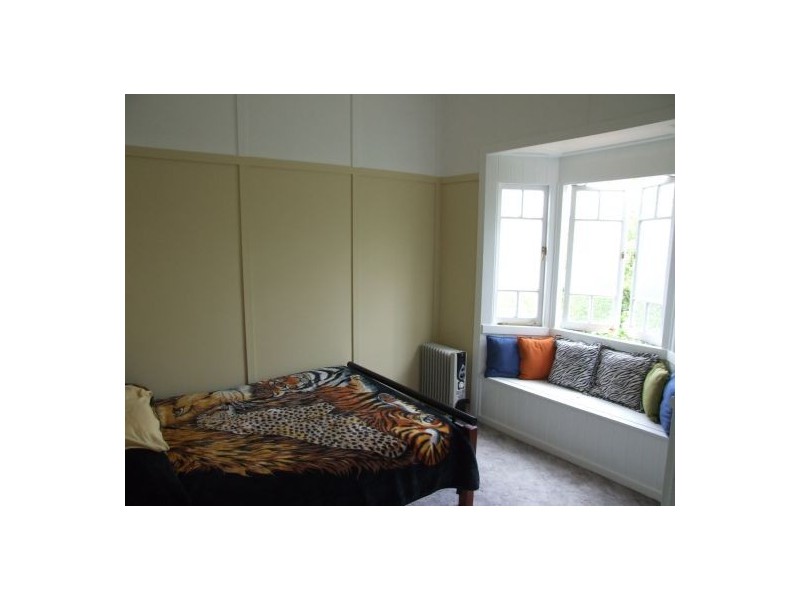 72 Birdwood Road, Holland Park West QLD 4121