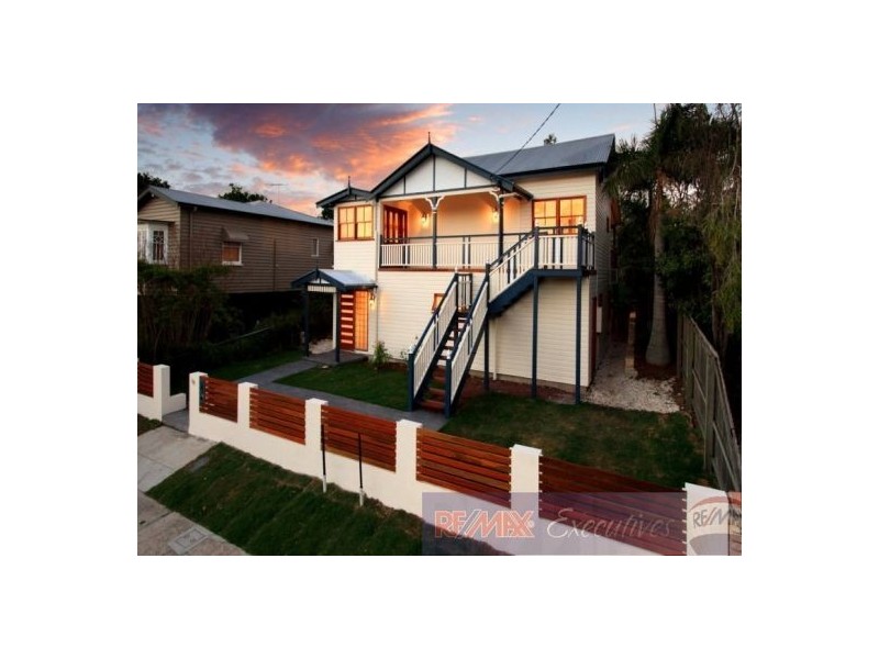 18 Drummond Street, Greenslopes QLD 4120