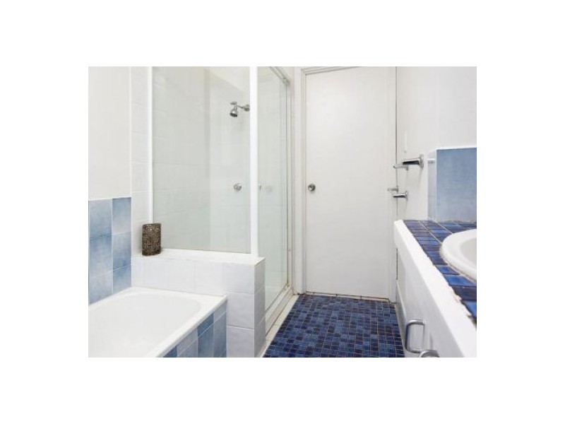 2/2 Lisburn Street, East Brisbane QLD 4169