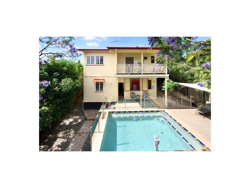 70 Nicholson Street, Greenslopes QLD 4120