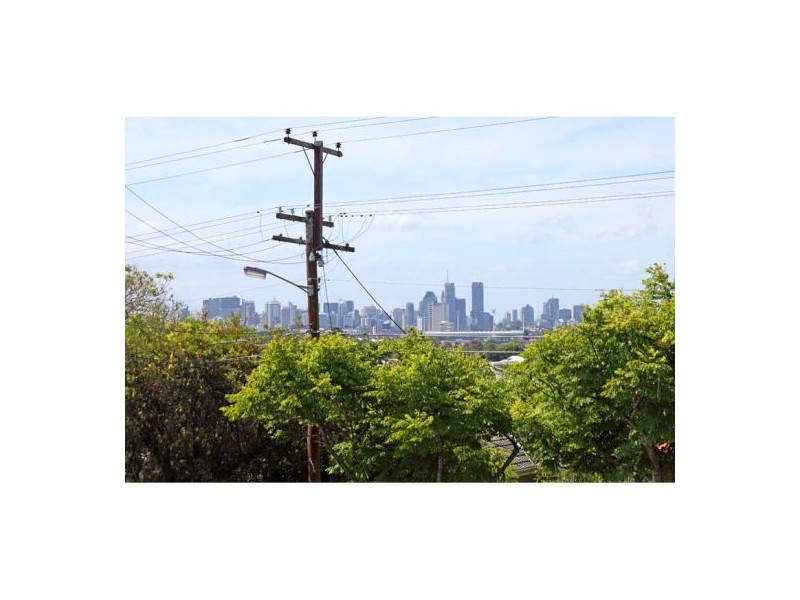 70 Nicholson Street, Greenslopes QLD 4120