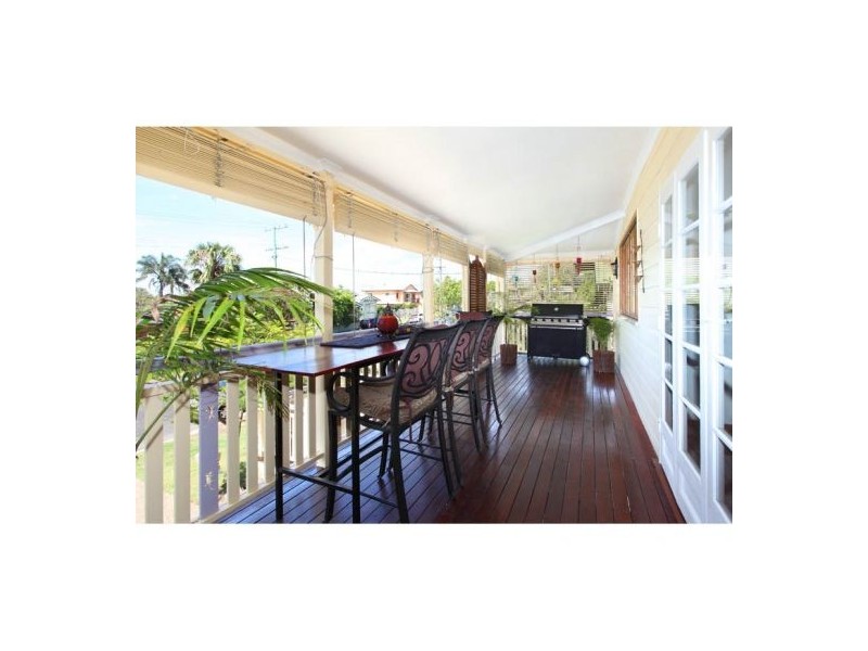 70 Nicholson Street, Greenslopes QLD 4120