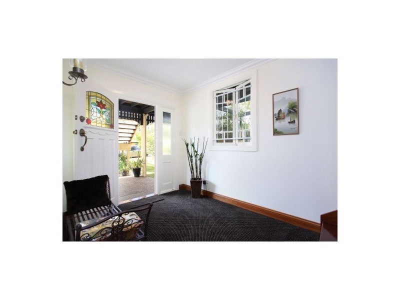 70 Nicholson Street, Greenslopes QLD 4120