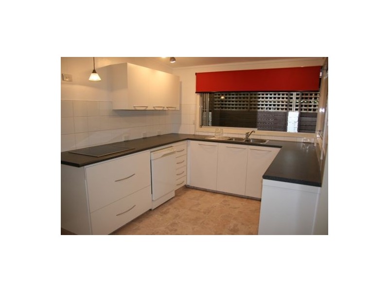 56 Moordale Street, Chapel Hill QLD 4069