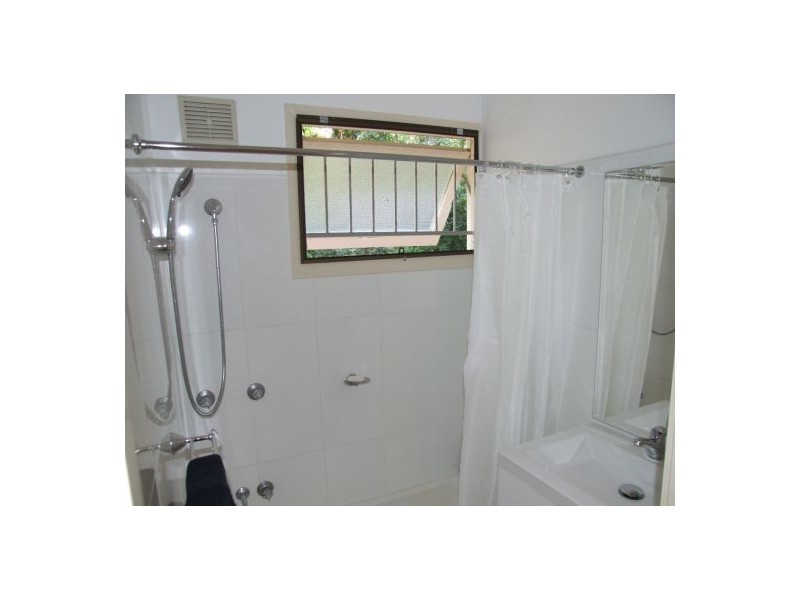 56 Moordale Street, Chapel Hill QLD 4069