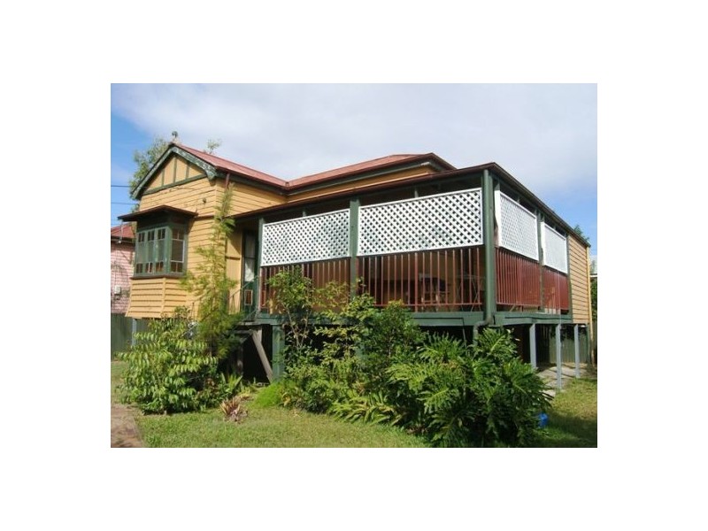 83 Cavendish Road, Coorparoo QLD 4151