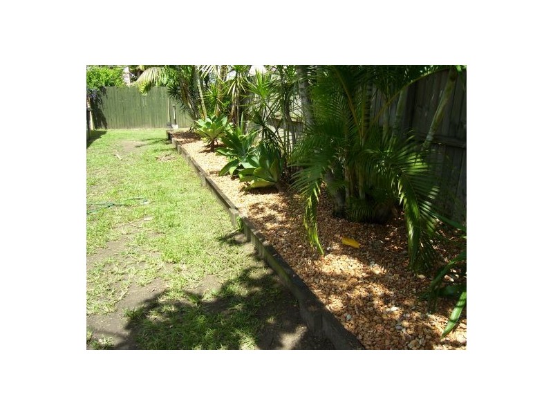 83 Cavendish Road, Coorparoo QLD 4151