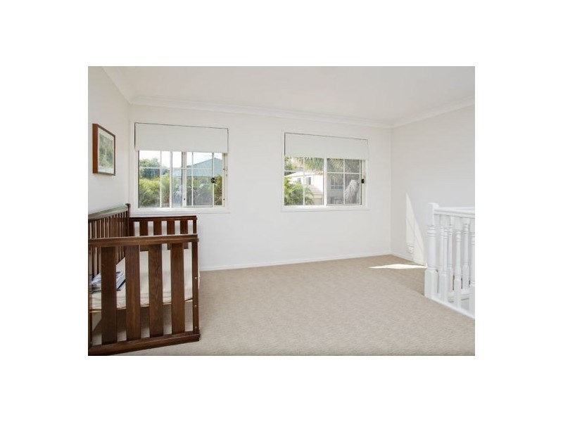 1 Baden Powell Pl, Camp Hill QLD 4152