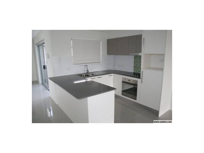 3/28 Carl Street, Woolloongabba QLD 4102