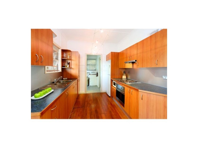 35 Merle Street, Carina QLD 4152