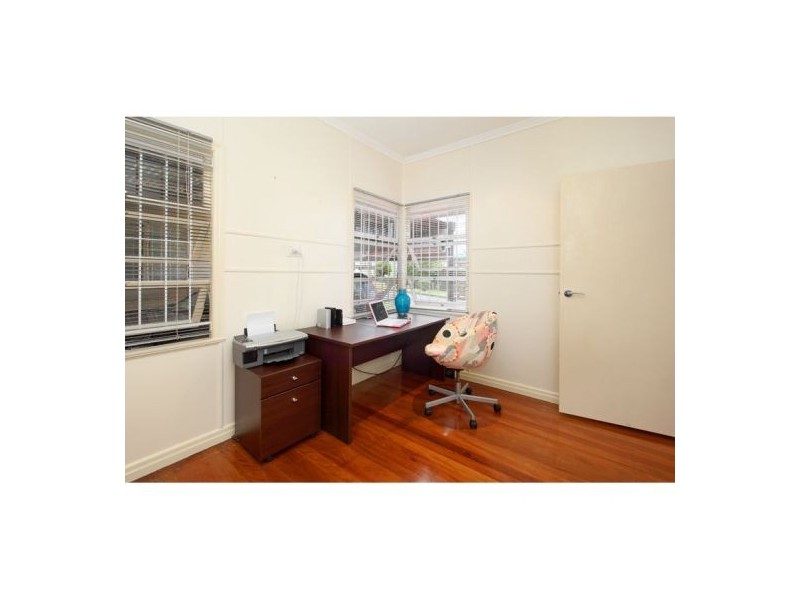 35 Merle Street, Carina QLD 4152