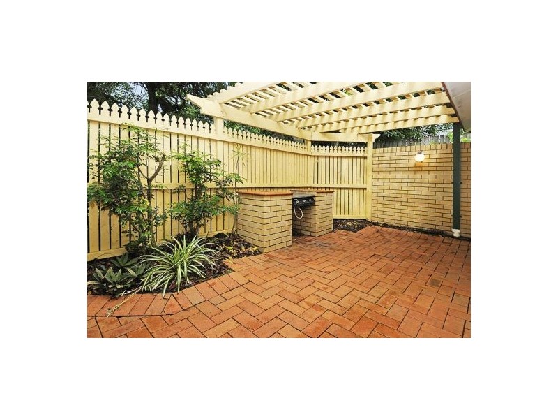 1/60 Rialto, Coorparoo QLD 4151