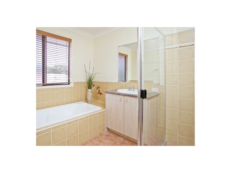 15 Puccini Pl, Mackenzie QLD 4156