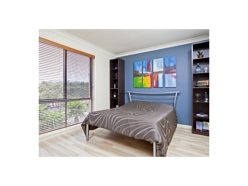 15 Puccini Pl, Mackenzie QLD 4156