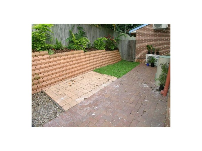 2/35 Gordon Pde, Mount Gravatt East QLD 4122