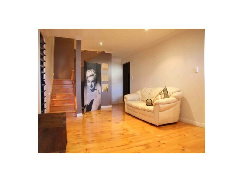 97 Rawlins Street, Kangaroo Point QLD 4169