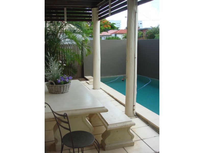 97 Rawlins Street, Kangaroo Point QLD 4169