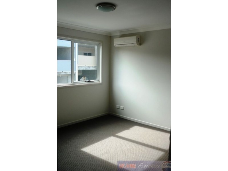 10/108 Nicholson Street, Greenslopes QLD 4120