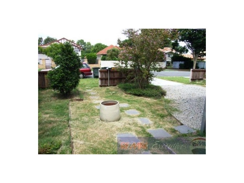 40 Darnley Street, Rocklea QLD 4106