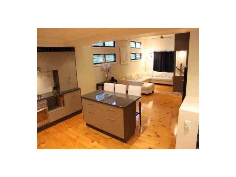 97 Rawlins Street, Kangaroo Point QLD 4169