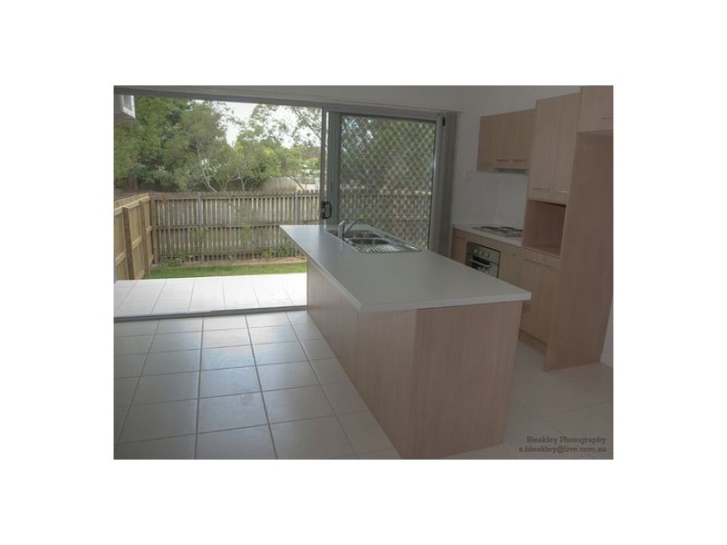 4/27 Grasspan Street, Zillmere QLD 4034