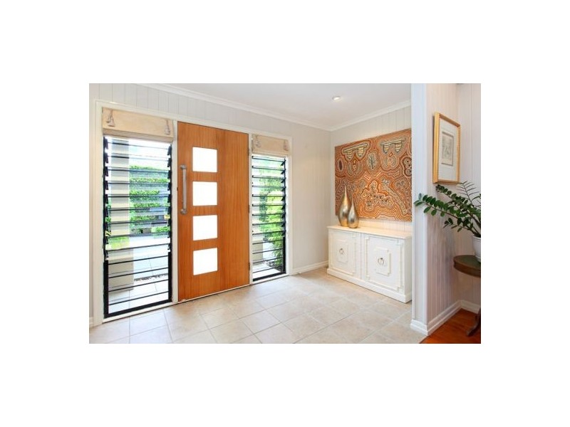 29 Nicholson Street, Greenslopes QLD 4120