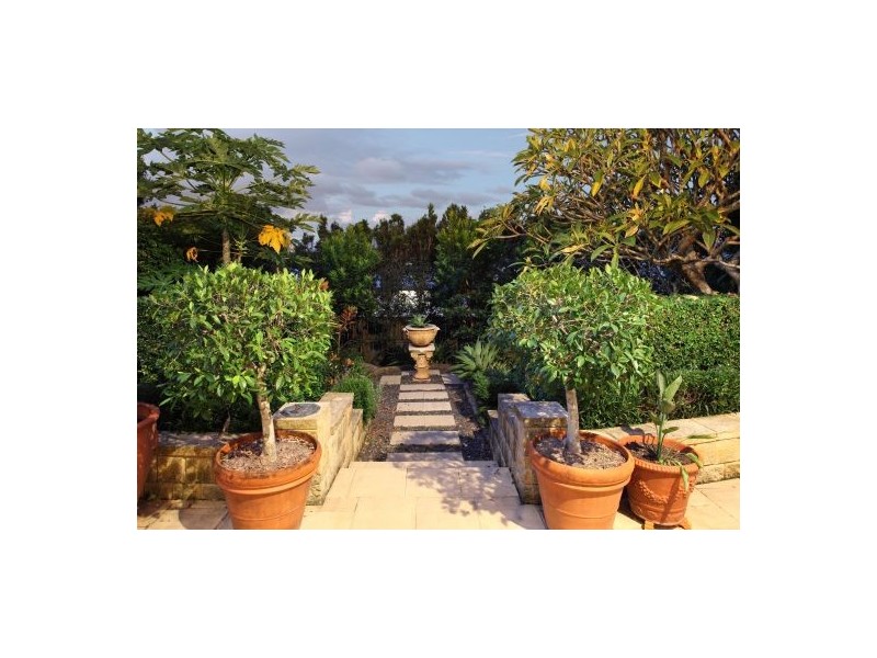 29 Nicholson Street, Greenslopes QLD 4120