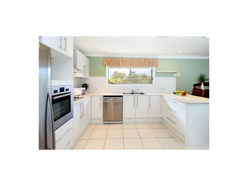 76 Ara Street ,, Camp Hill QLD 4152