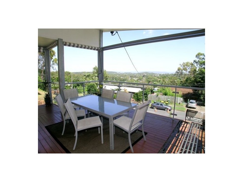 98 Mountain Street, Mount Gravatt QLD 4122