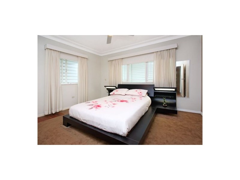 12 Boambillee Street, Mount Gravatt East QLD 4122