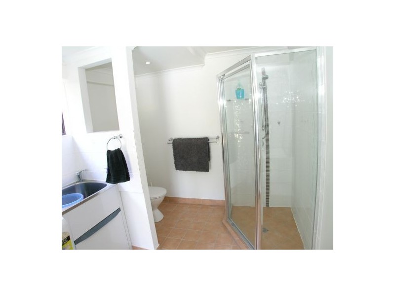 24 Cluden Street, Holland Park West QLD 4121