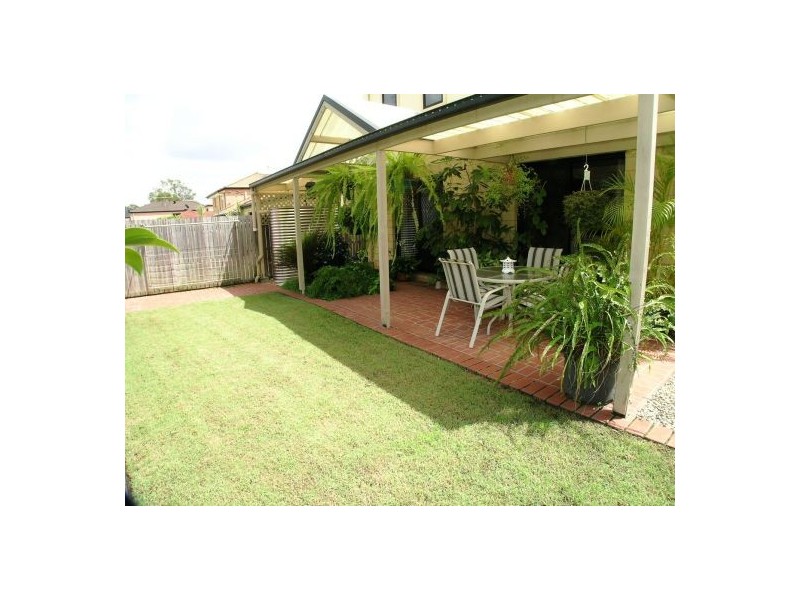 14 Estate Place, Holland Park West QLD 4121