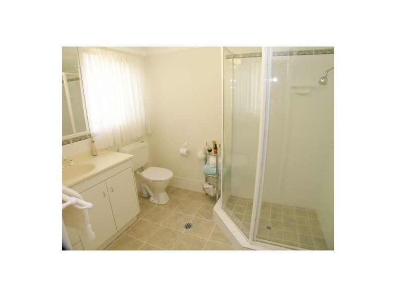 14 Estate Place, Holland Park West QLD 4121