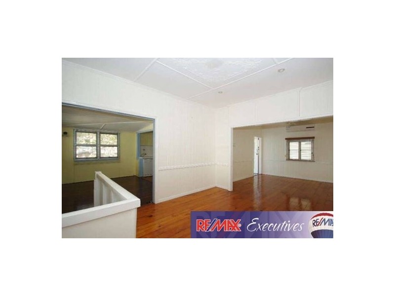 80 Abbotsleigh Street, Holland Park QLD 4121