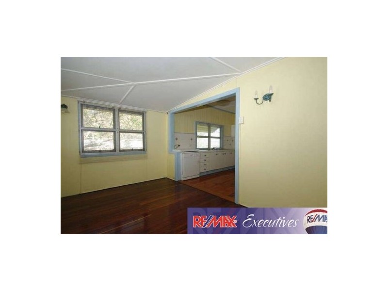 80 Abbotsleigh Street, Holland Park QLD 4121