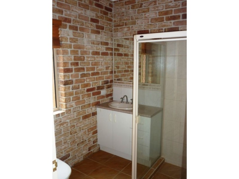 80 Abbotsleigh Street, Holland Park QLD 4121