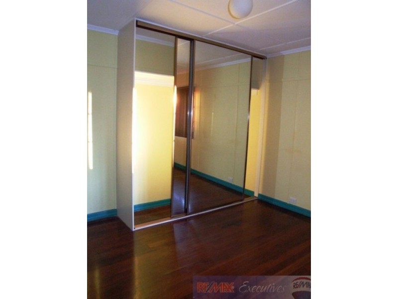 41 Steele Street, Holland Park QLD 4121