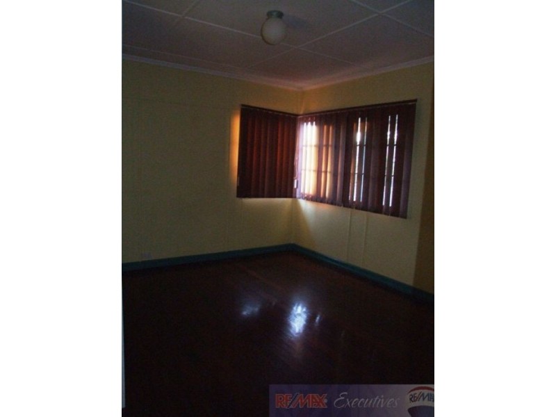 41 Steele Street, Holland Park QLD 4121