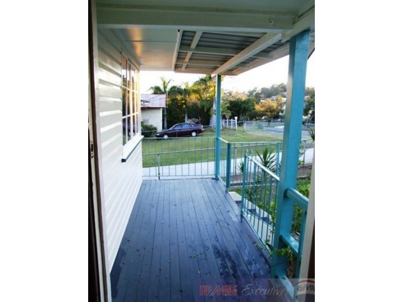 41 Steele Street, Holland Park QLD 4121