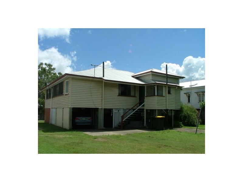 45 Lloyd Street, Camp Hill QLD 4152