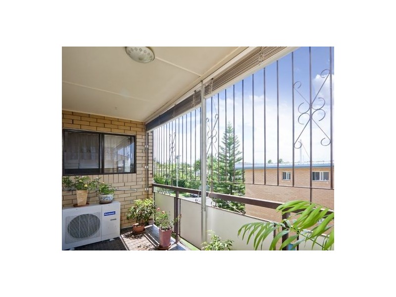 4/37 Derby St, Coorparoo QLD 4151