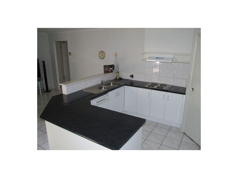 80 Coventry Cct, Carindale QLD 4152