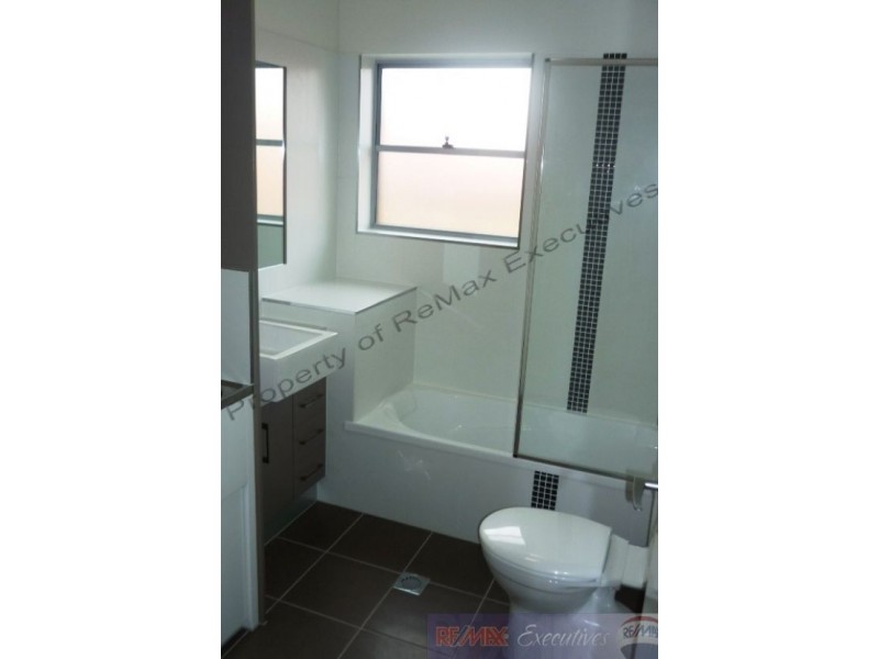 3/9 Victor Street, Holland Park West QLD 4121